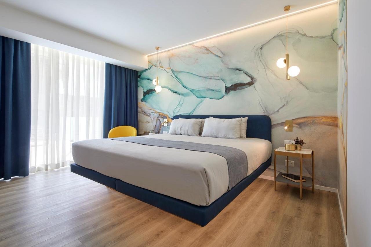 Riva Palace Hotel Градо Екстериор снимка