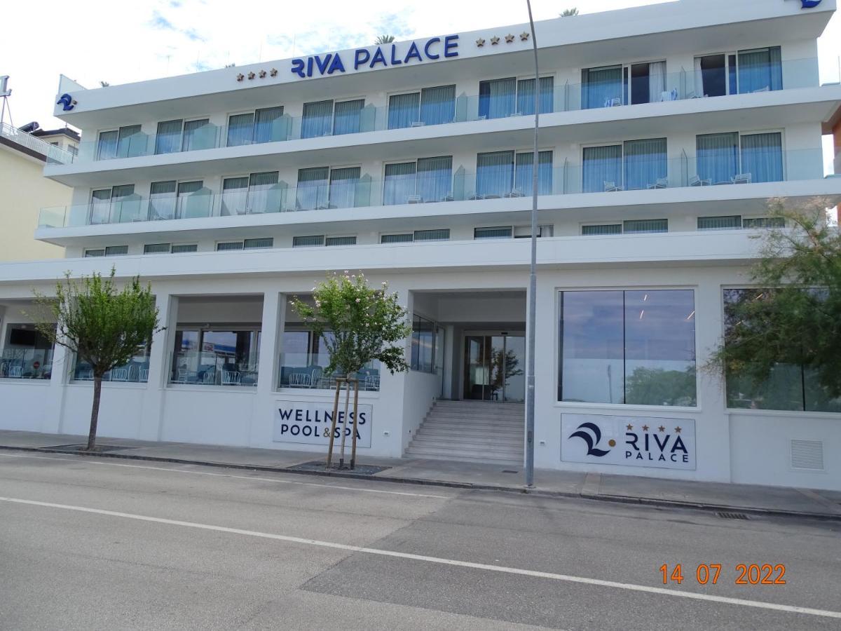 Riva Palace Hotel Градо Екстериор снимка