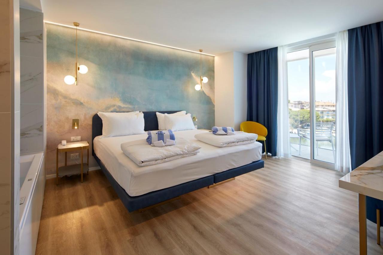 Riva Palace Hotel Градо Екстериор снимка