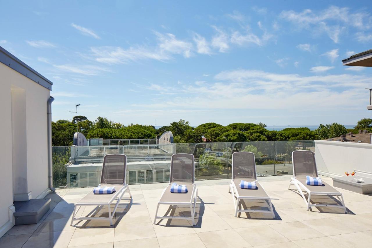 Riva Palace Hotel Градо Екстериор снимка