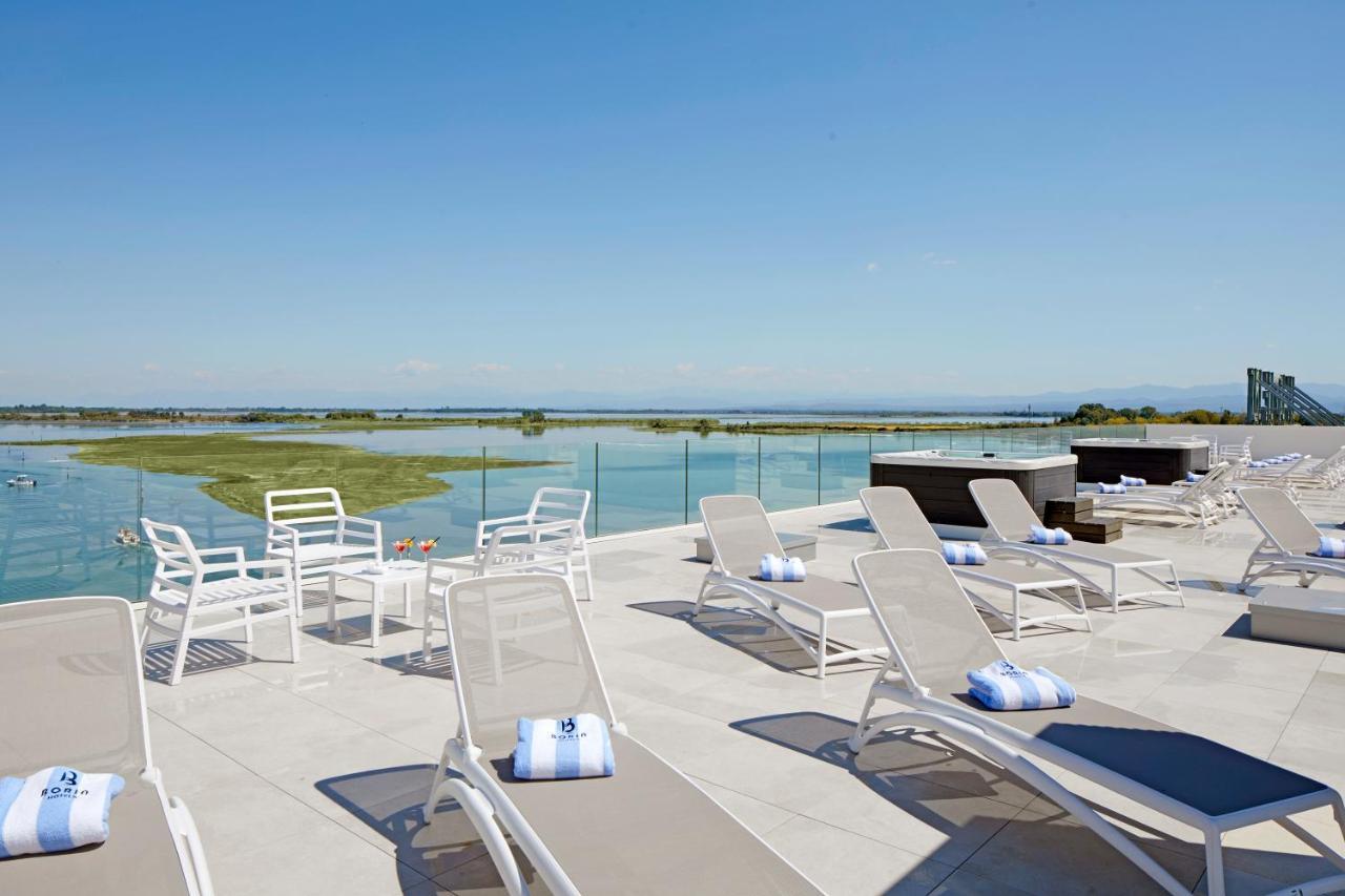 Riva Palace Hotel Градо Екстериор снимка